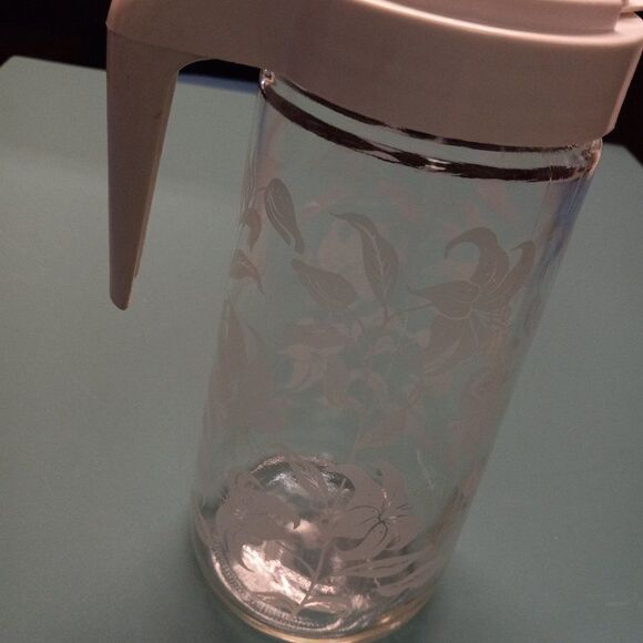 Vintage White Tang Pitcher - Picture 6 of 8